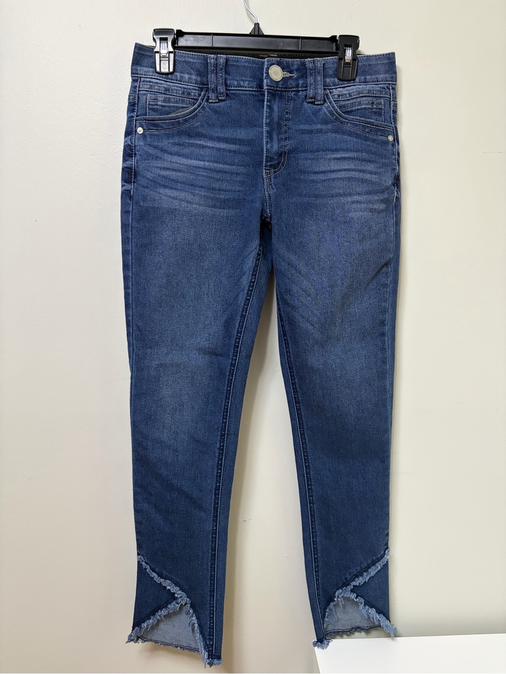 Democracy "Ab"technology medium rise Skinny Jeans Tulip Frayed Hem Size 4